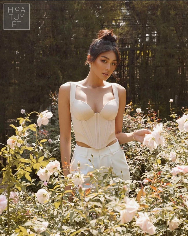 Mỹ nhân Việt diện áo corset.